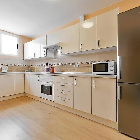 Apartament Yellow 3 Bedroom Large For 10 Guests Costa Adeje (Tenerife)