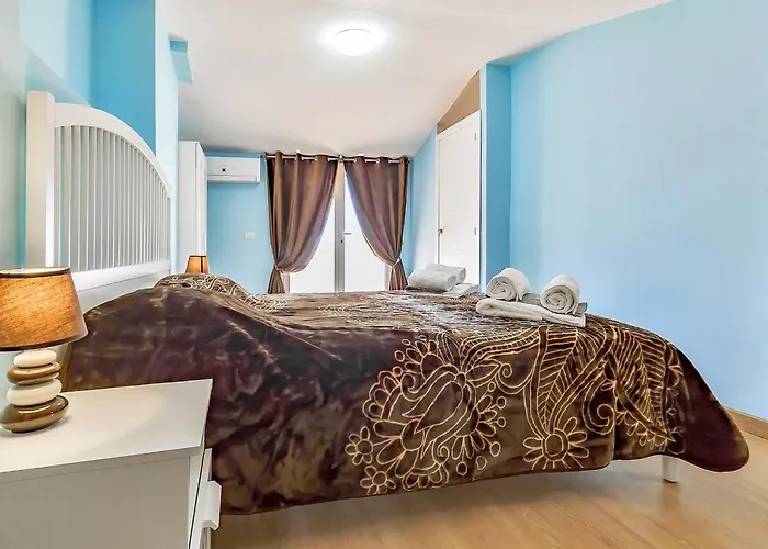 Lägenhet Yellow 3 Bedroom Large For 10 Guests Costa Adeje (Tenerife)